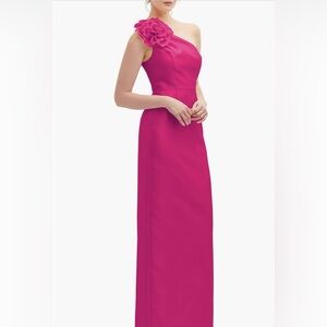Elegant Pink Sleeveless Dress